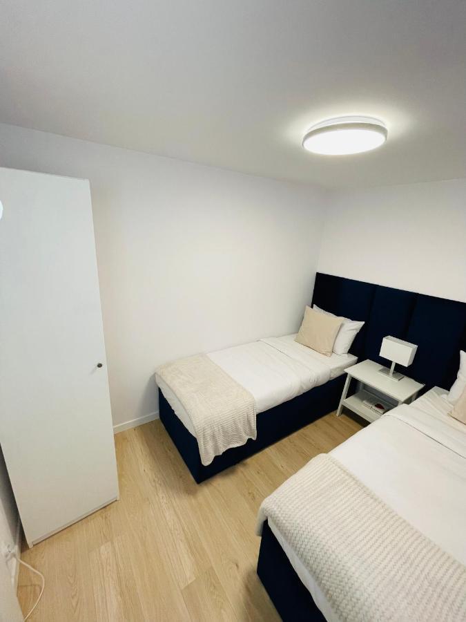 Beds Friends Apartments Zator Kültér fotó